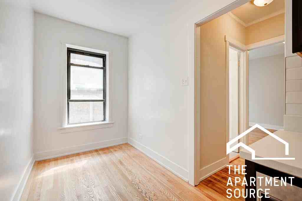 3300 W Schubert Ave #2B - Photo 2 of 9