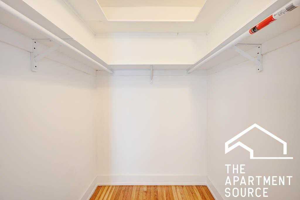 3300 W Schubert Ave #2B - Photo 6 of 9