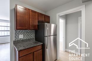 445 W Wellington Ave #02G - Photo 1 of 1