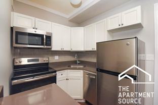 817 W Lakeside Pl #107 - Photo 1 of 1