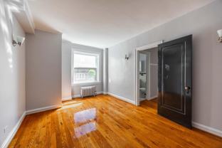 917 W Eastwood Ave #307 - Photo 1 of 1
