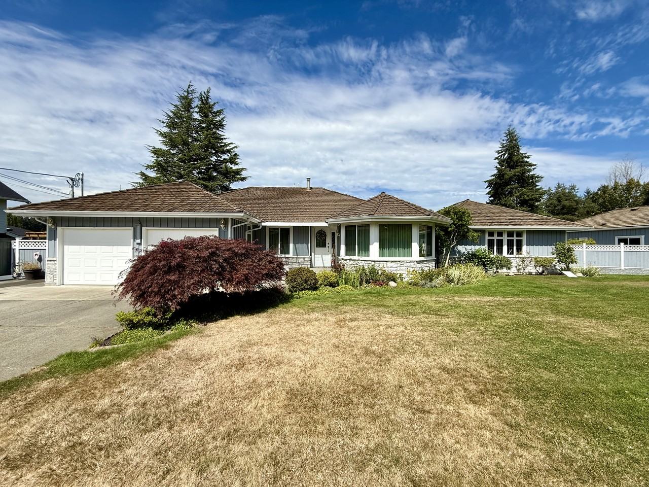 20567 28 Avenue - Photo 2 of 34