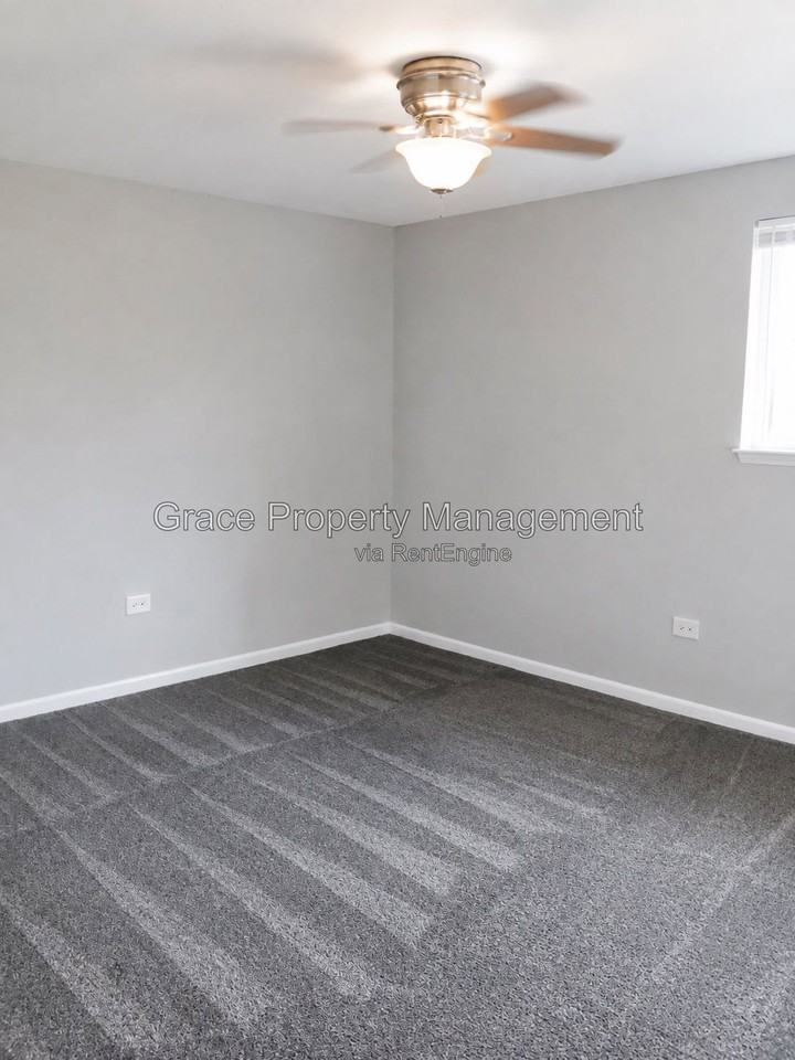 2900 Eliot Cir #4 - Photo 5 of 12