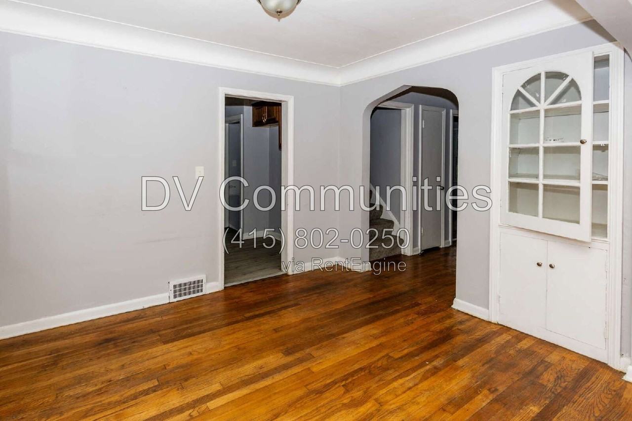 915 Clarence Rd - Photo 4 of 19