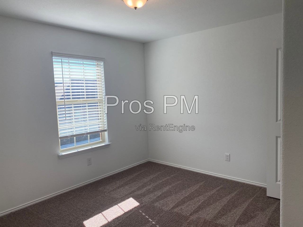 2257 Obsidian Dr - Photo 3 of 47