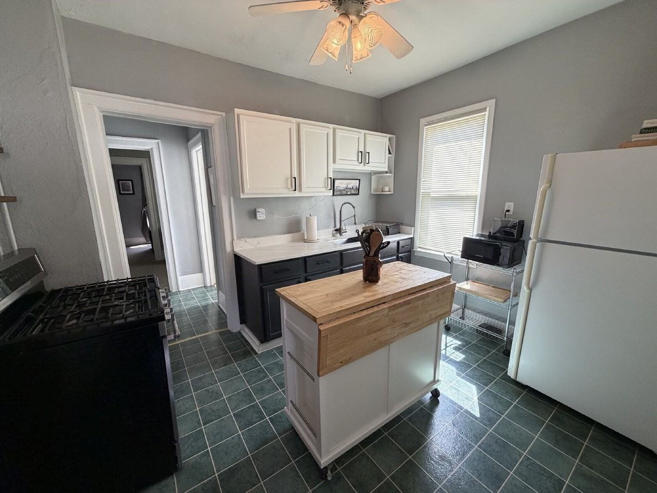 1625 E Webster Pl - Photo 7 of 21