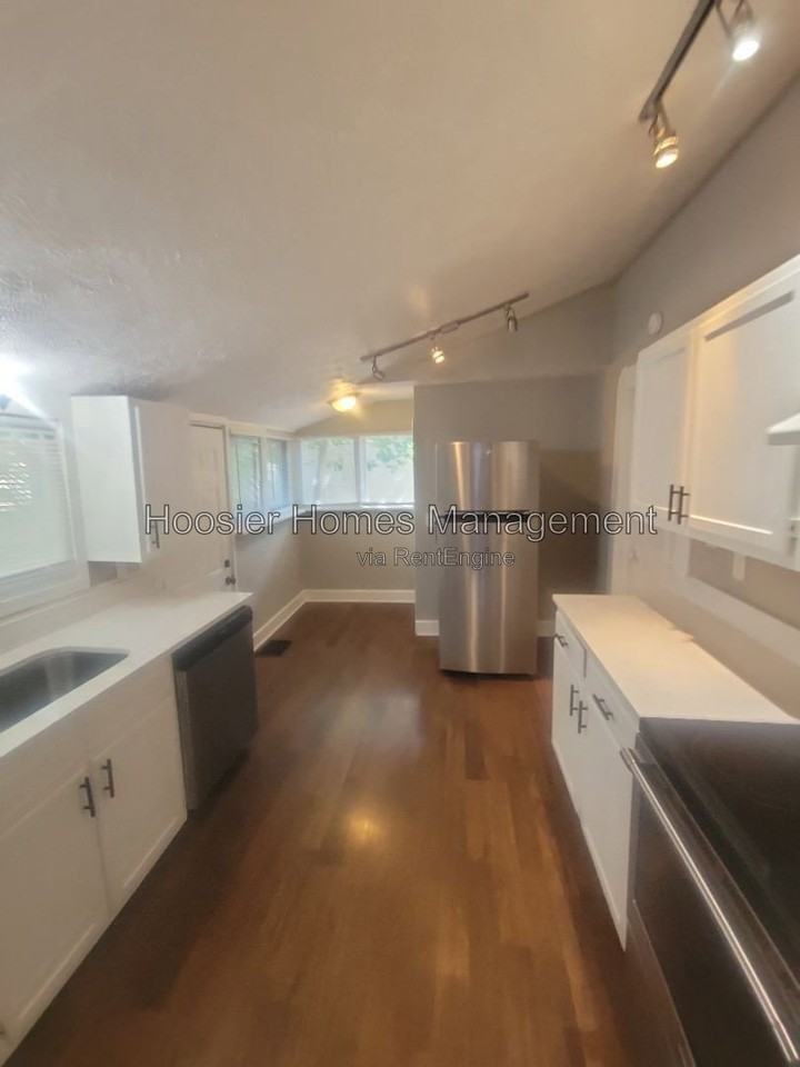 4553 Ralston Ave - Photo 6 of 18