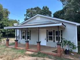 302 Irving Ave - Photo 1 of 1