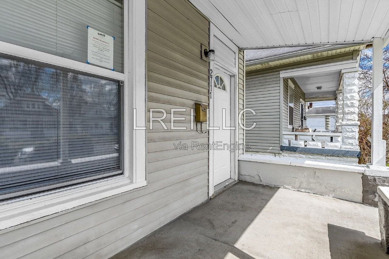2717 Hale Ave - Photo 2 of 15