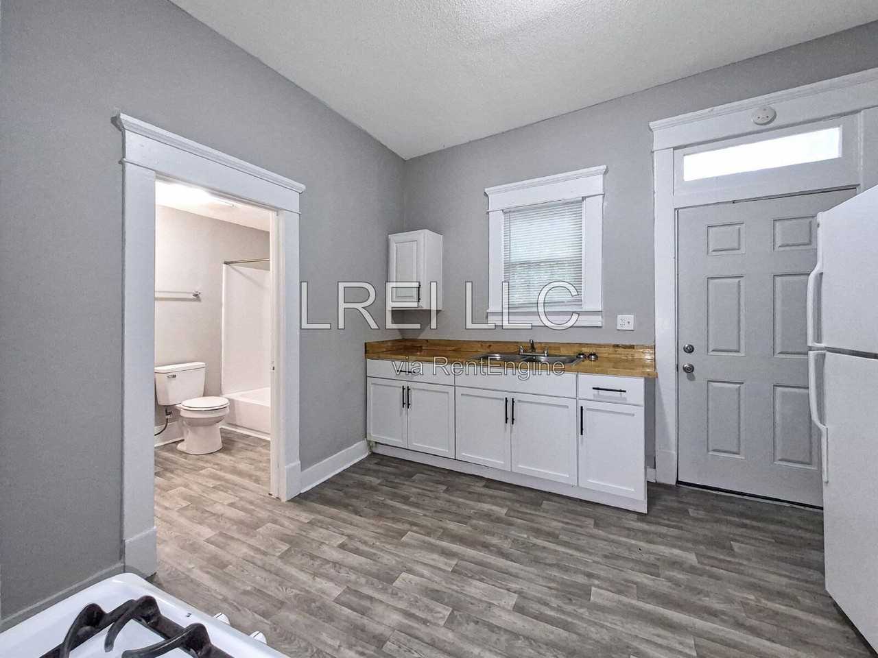 2717 Hale Ave - Photo 4 of 15