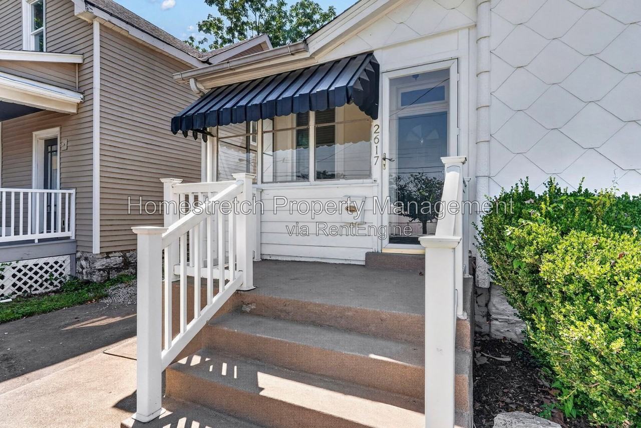 2617 Sutton Blvd - Photo 5 of 44
