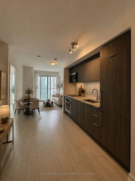 2033 Kennedy Rd - Photo 5 of 14