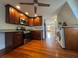 featured image of 28 Beckett St #3