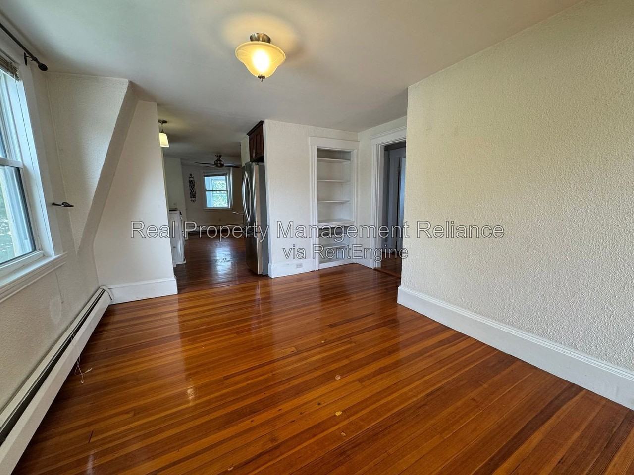 28 Beckett St #3 - Photo 4 of 11