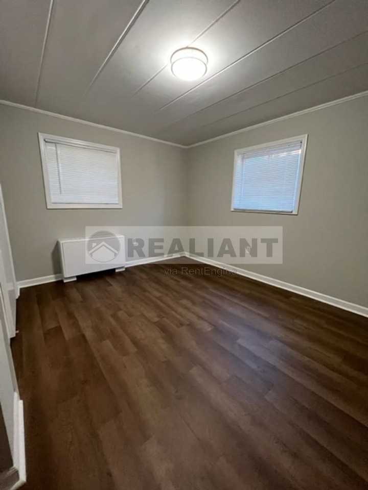 1606 Alexandria Dr #2 - Photo 2 of 7