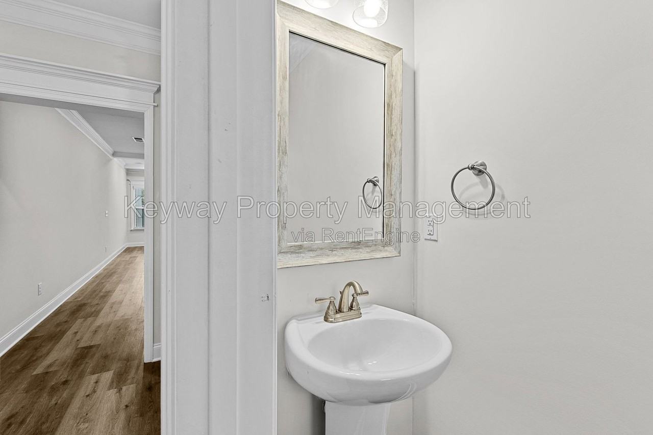315 Sumac Trl - Photo 5 of 20