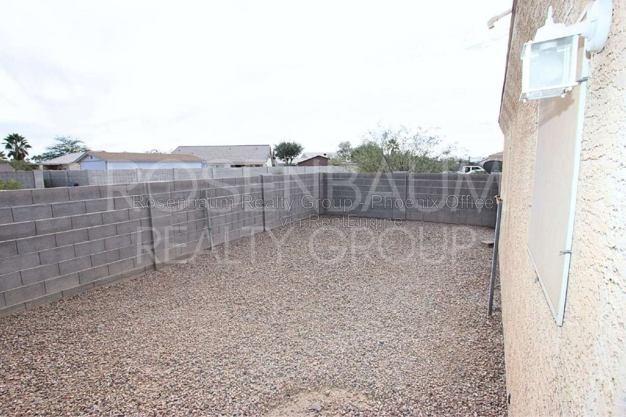 15588 S Yava Rd #B - Photo 5 of 10