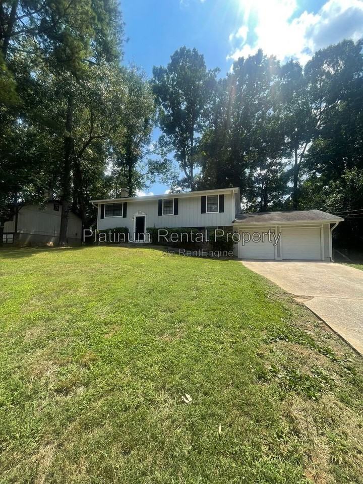 4819 Lost Colony Ct - Photo 3 of 27