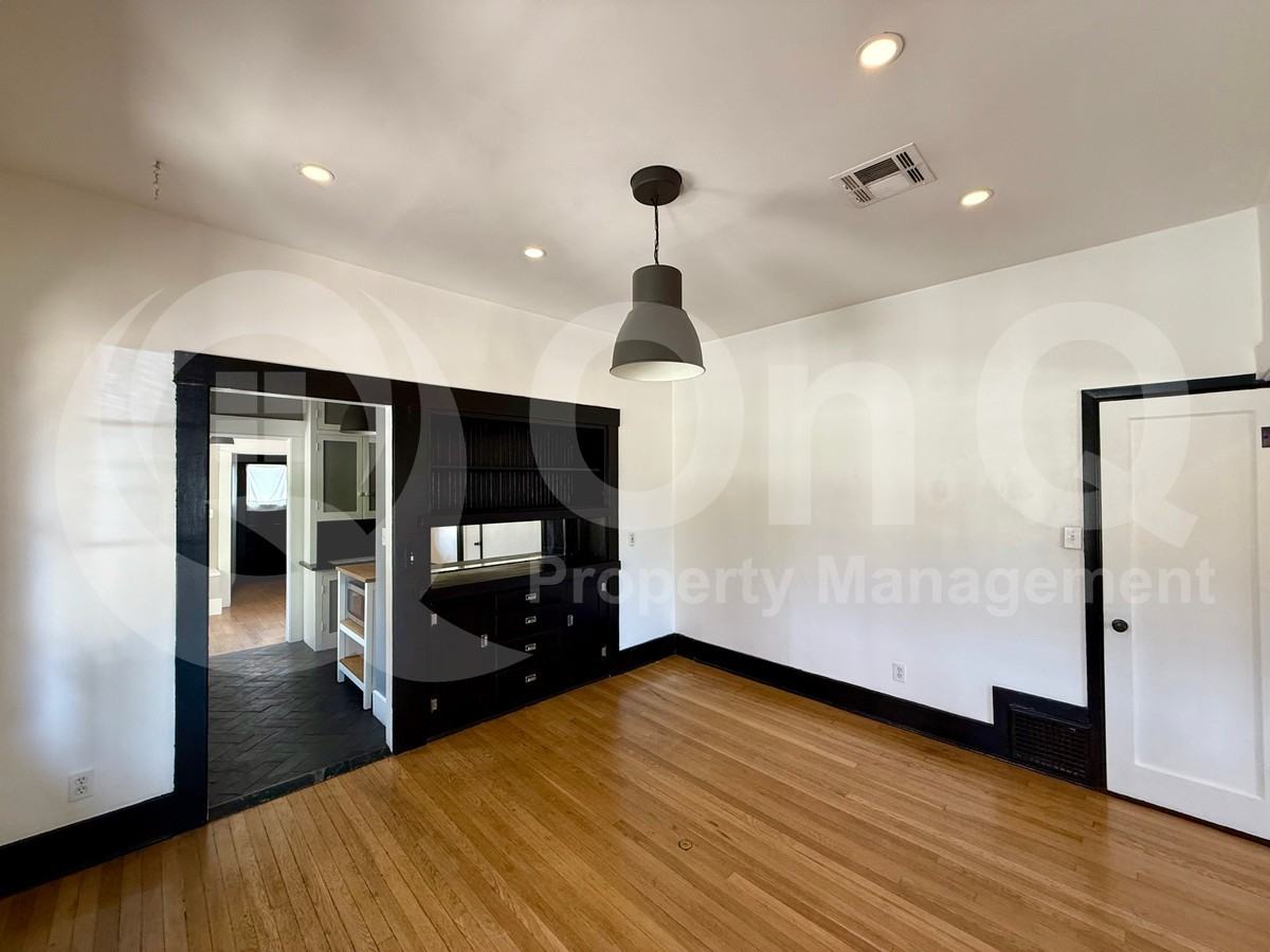 507 E Moreland St #1 - Photo 6 of 28
