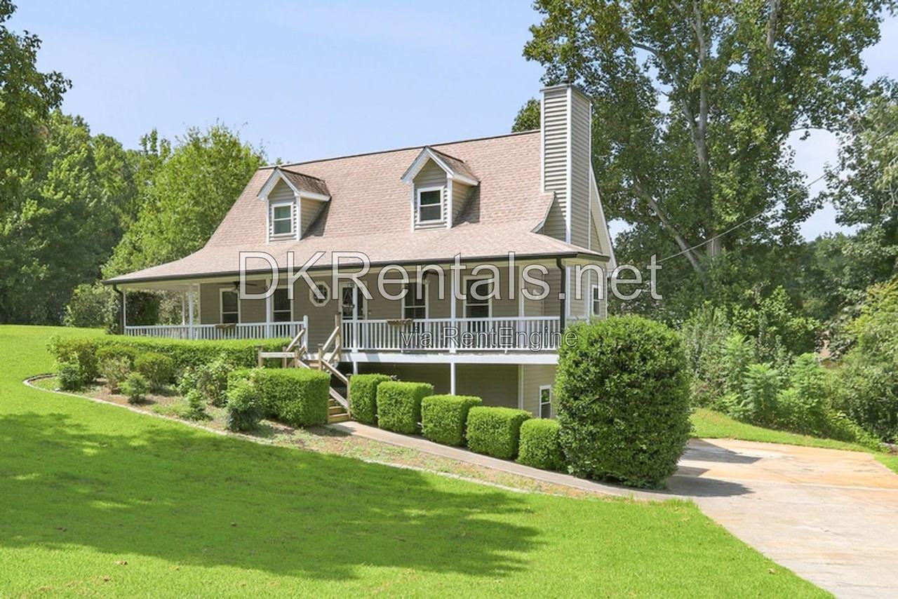 38 Betty Ln - Photo 3 of 21