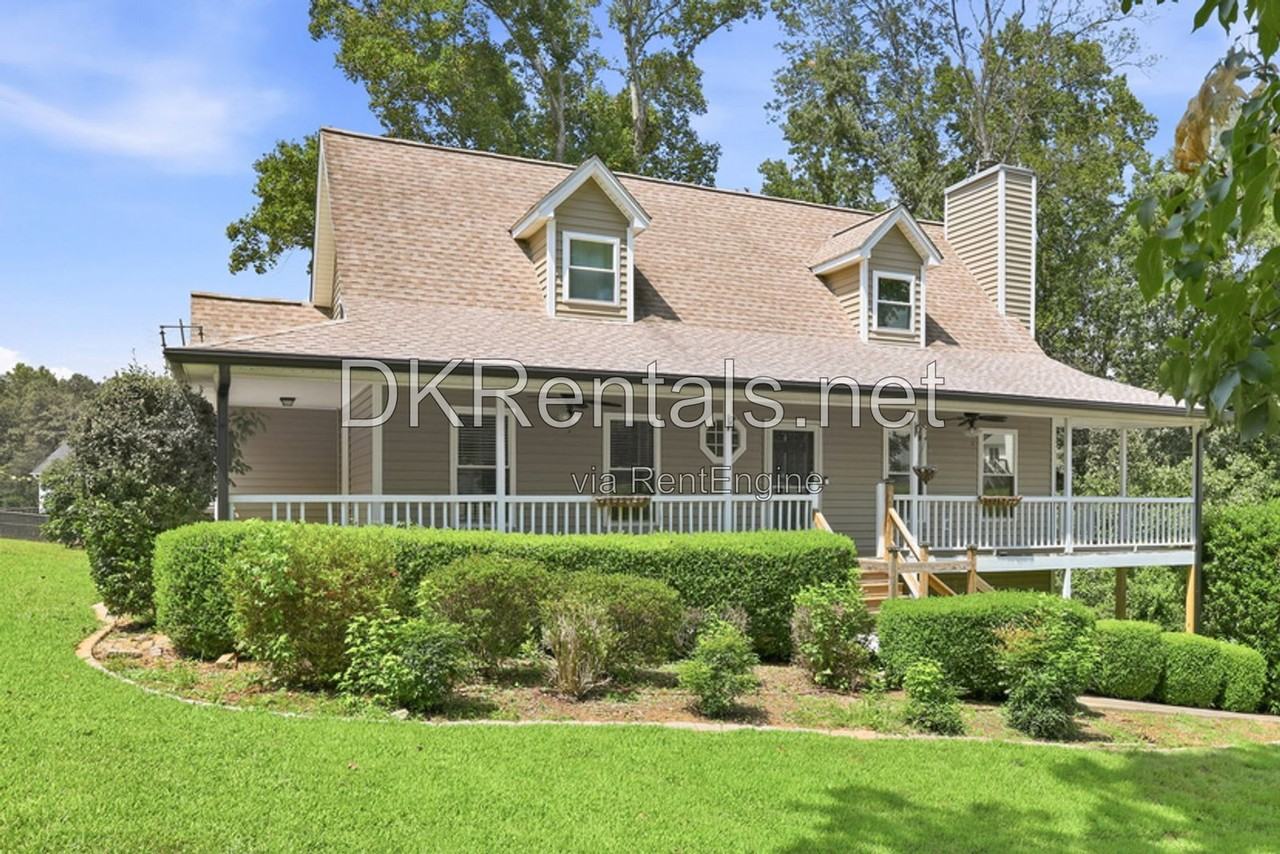 38 Betty Ln - Photo 4 of 21