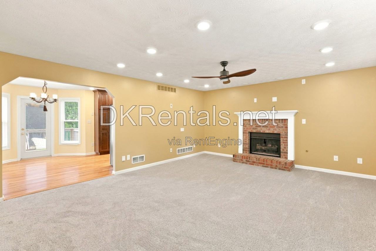 38 Betty Ln - Photo 5 of 21