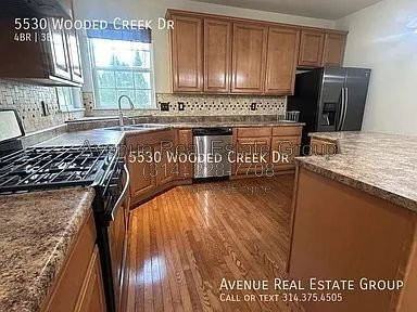 5530 Wooded Creek Dr - Photo 6 of 28