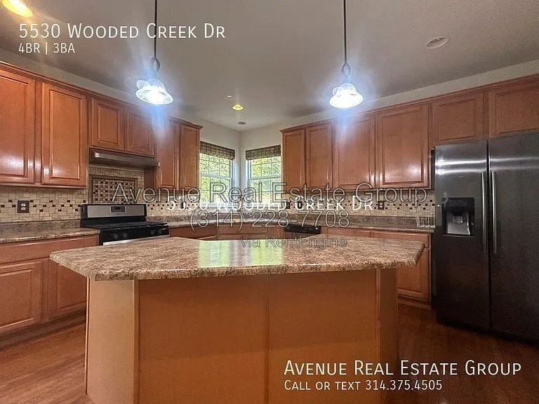 5530 Wooded Creek Dr - Photo 7 of 28