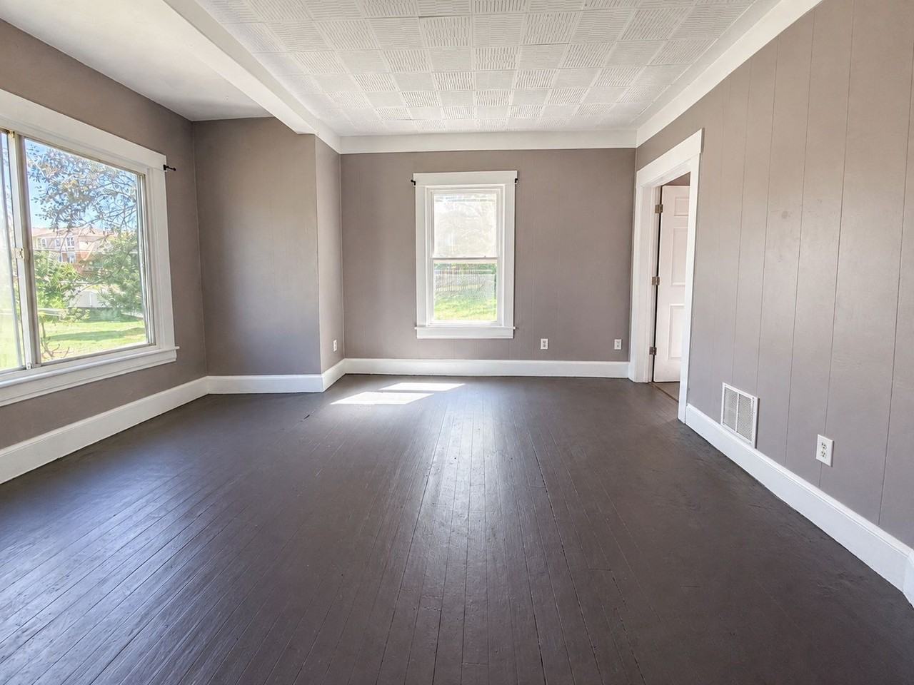 202 Obannon Ave #1 - Photo 2 of 12