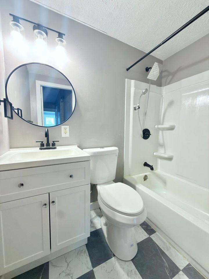 202 Obannon Ave #1 - Photo 7 of 12