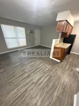 2021 Cambridge Dr #7 - Photo 1 of 1