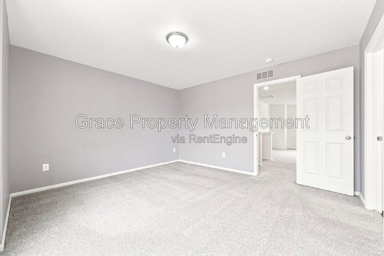 4553 N Quemoy St - Photo 7 of 16