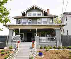 1610 Clarewood Ave - Photo 1 of 1