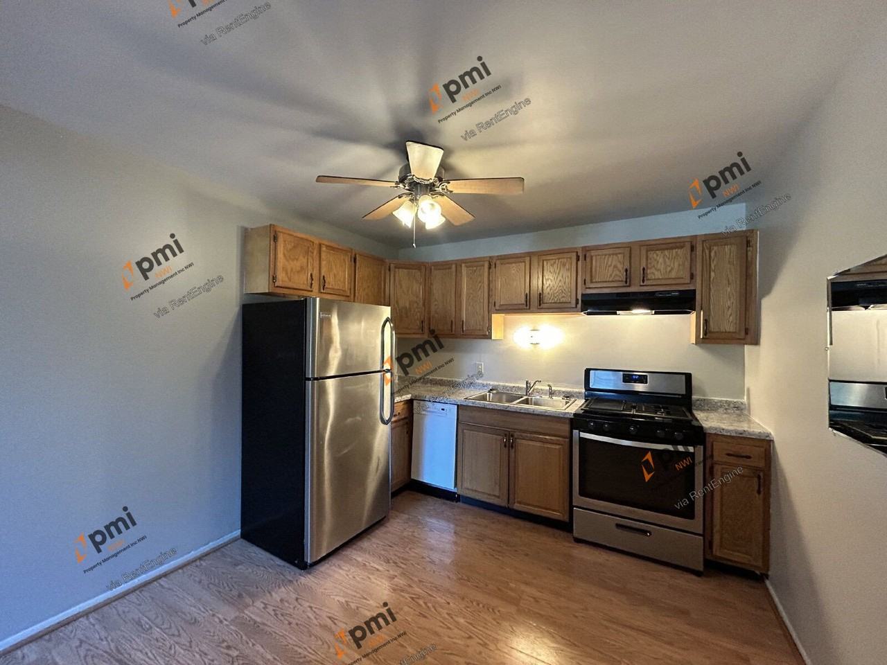 111 Harrington Ave #5 - Photo 4 of 13