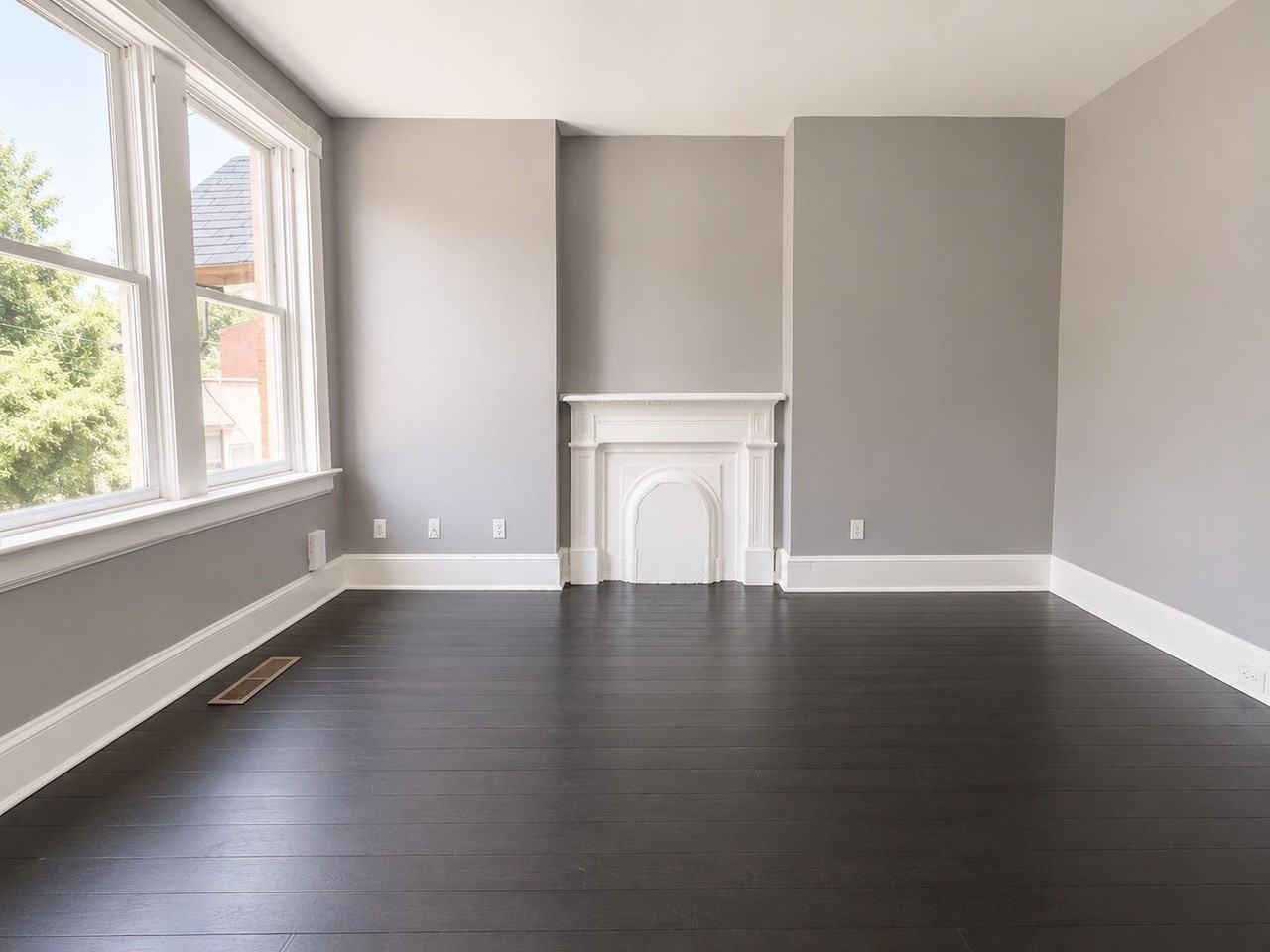 2281 Vine St - Photo 2 of 18