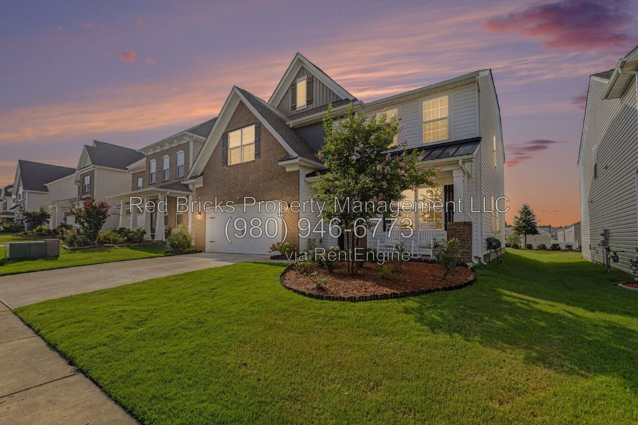 16110 Winfield Hall Dr - Photo 5 of 50