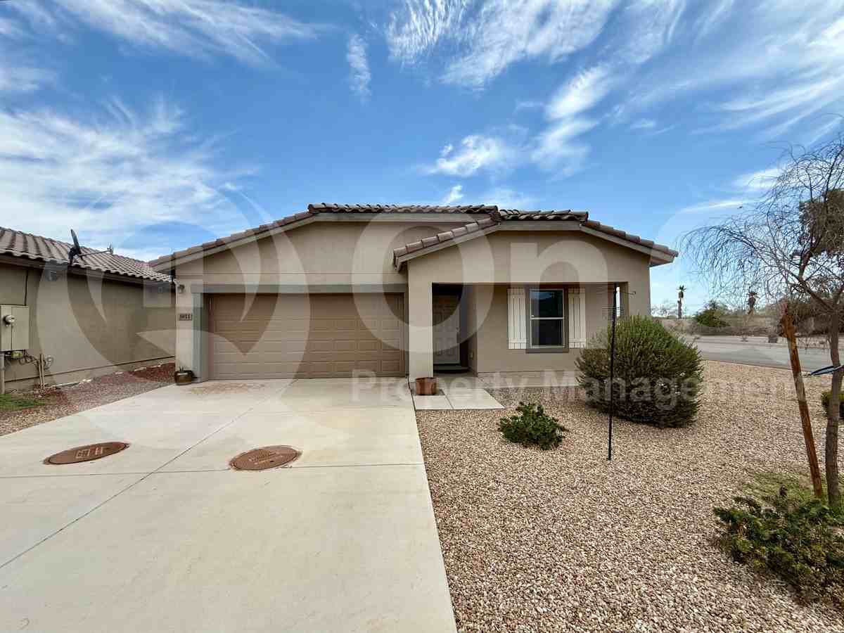 8011 S Magic Dr - Photo 3 of 37