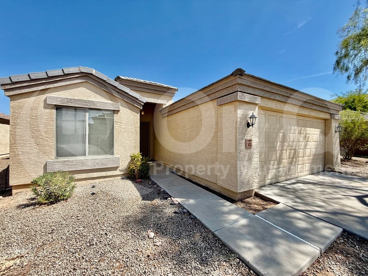 3438 W Sunland Ave - Photo 3 of 26