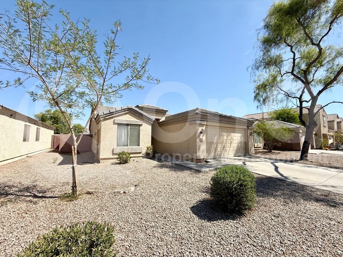 3438 W Sunland Ave - Photo 4 of 26
