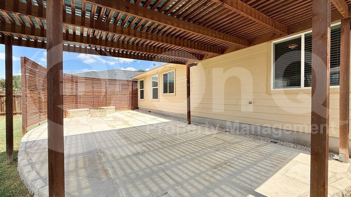 234 Capistrano Dr - Photo 3 of 5