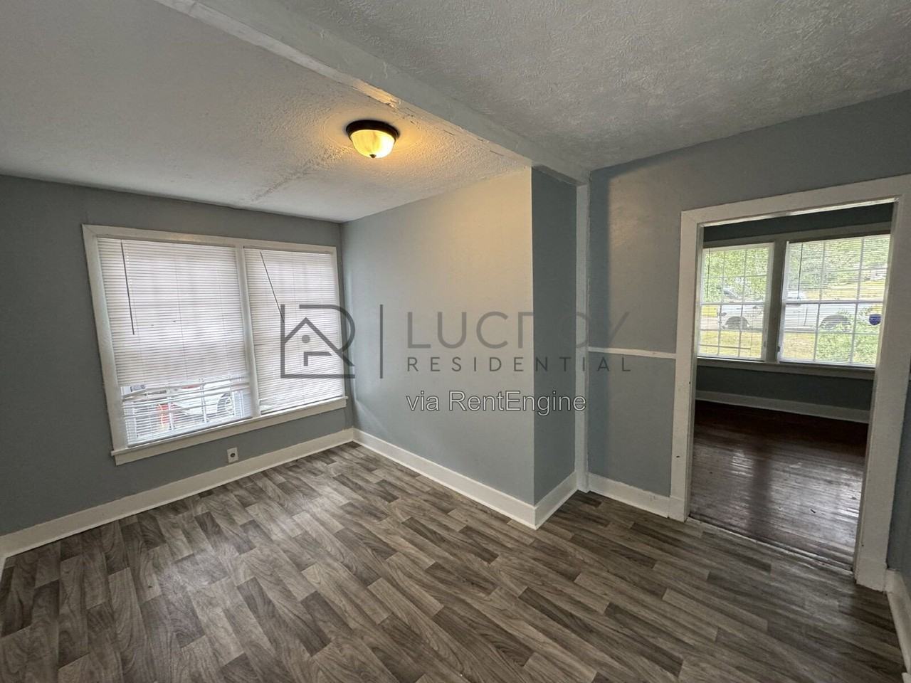 4833 Churchill Dr - Photo 6 of 15