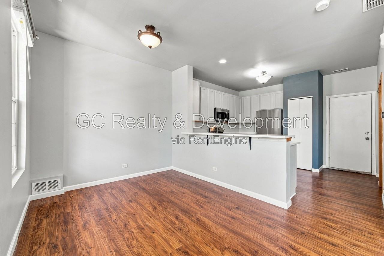 203 Springbrook Trl S - Photo 6 of 28