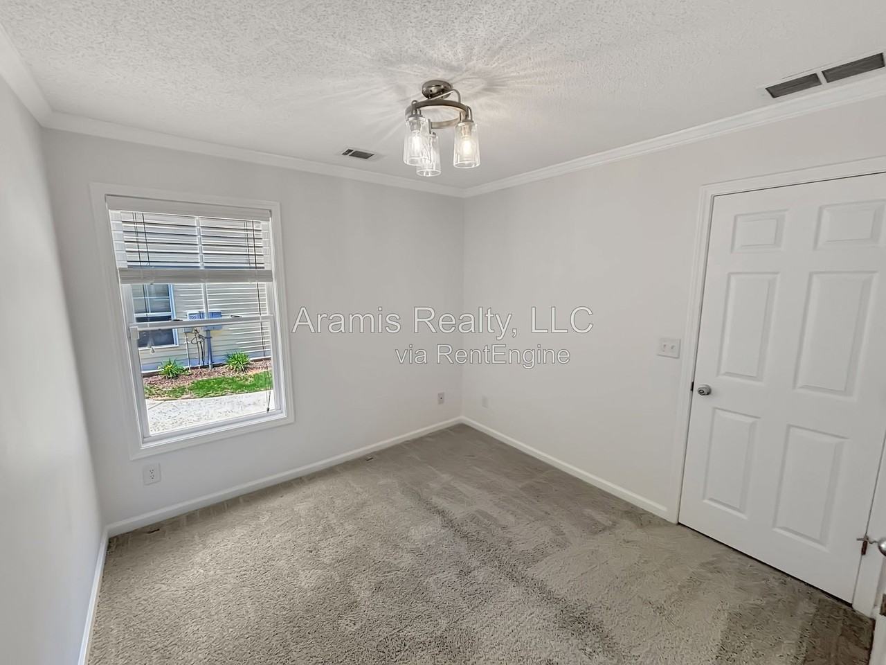 3755 Pine Village Pl - Photo 7 of 16