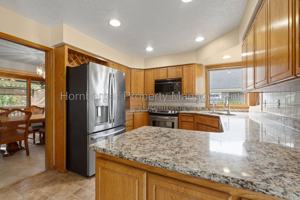featured image of 9811 N Comanche Dr