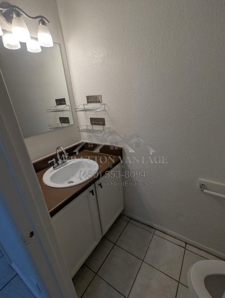 545 W 16th Ave #2 - Photo 4 of 26
