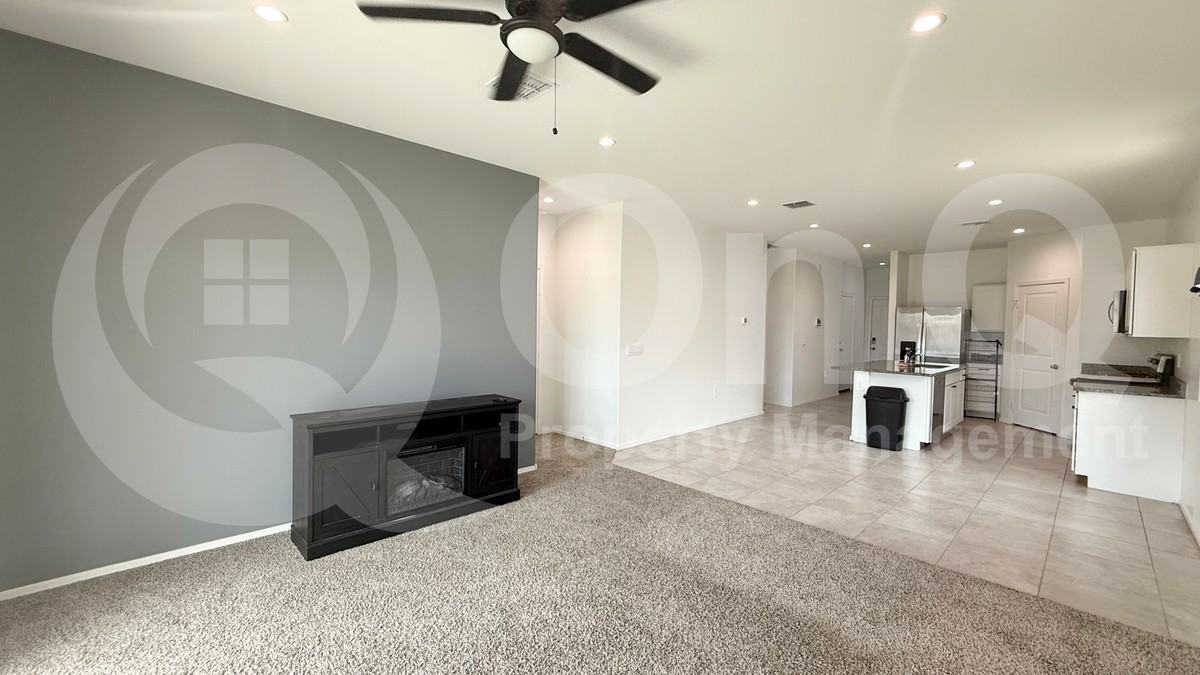 1549 E Fletcher Dr - Photo 5 of 18