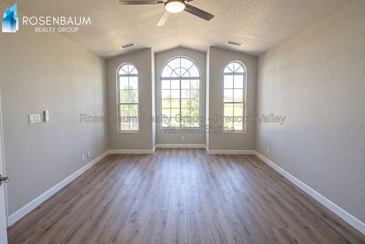 8983 8983 E. Volcano Dr. Main House - Photo 7 of 12