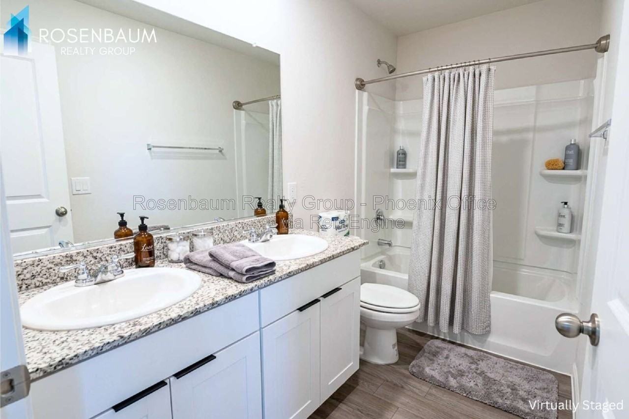 11094 W Arvada Dr - Photo 7 of 11