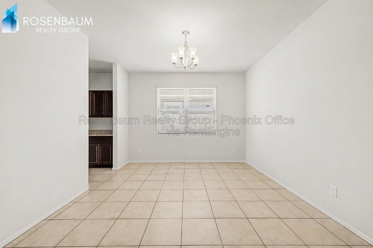 41917 W Manderas Ln - Photo 6 of 37