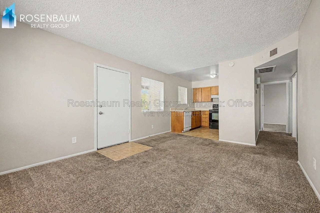 737 W 1st Ave #201 - Photo 4 of 26